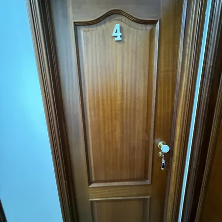 Oriente Station Airport Affittacamere *