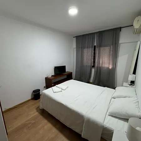 Oriente Station Airport Penzion Lisboa