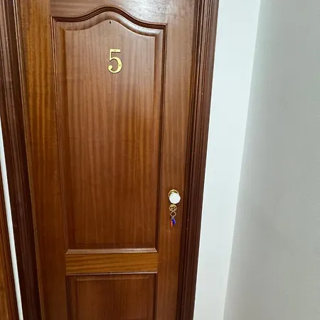 Vendégház Oriente Station Airport