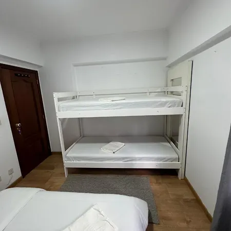 Oriente Station Airport Maison d'hôtes *